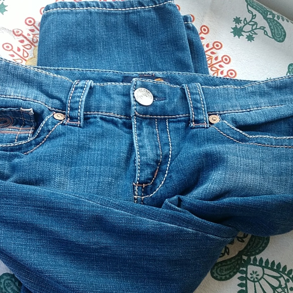 Jean capris - Picture 2 of 3